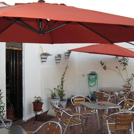 טומיוסו Hostal Donaire מראה חיצוני תמונה