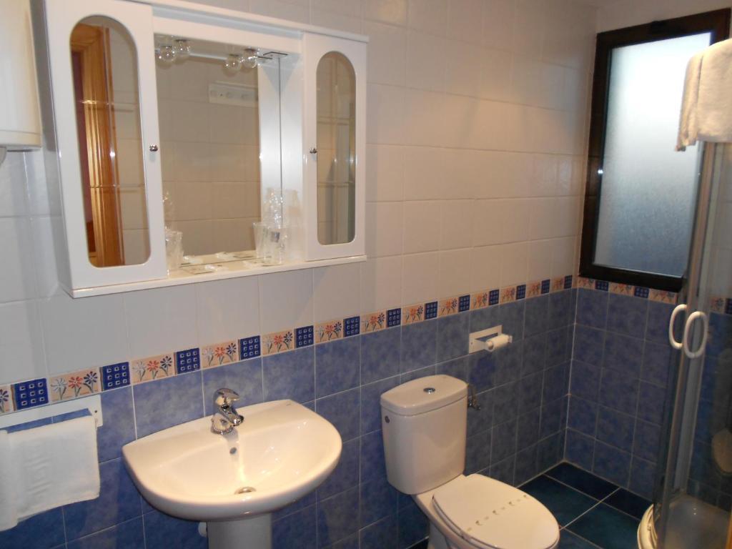 טומיוסו Hostal Donaire חדר תמונה